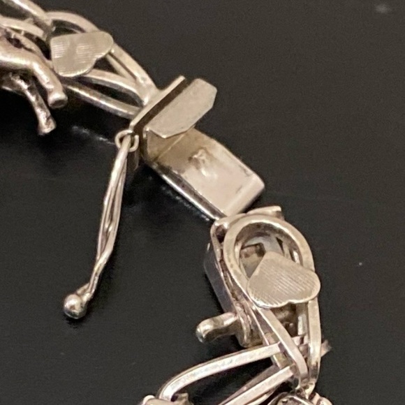 Vintage Sterling Silver Signed 925 Double Link Heart 7 Charms 8” Charm Bracelet - Picture 14 of 16